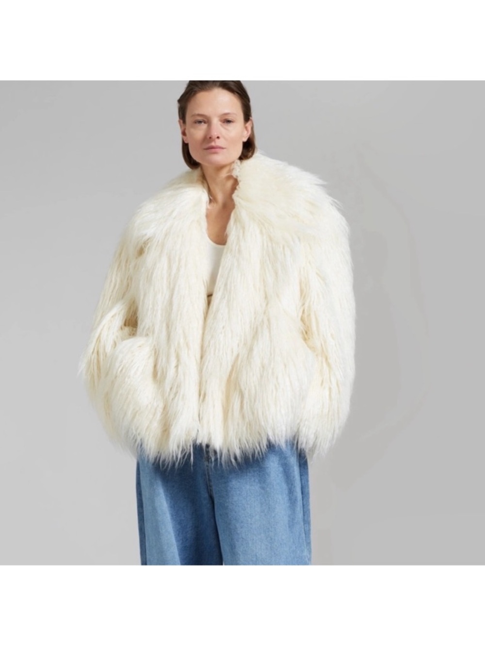 NWT! THE FRANKIE SHOP Off-White Liza Short Faux-Fur Coat Size XS/S